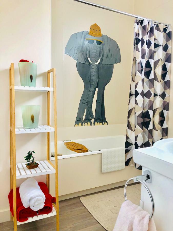 The Clyde Hotel Wairoa Экстерьер фото
